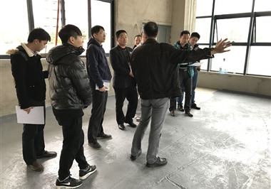 信息中心明升体育88相思湖校区安防监控室建设与保卫处现场对接工作