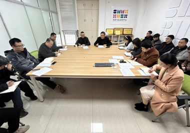 学校副校长石向东参加实验与信息化中心党支部2024年度组织生活会